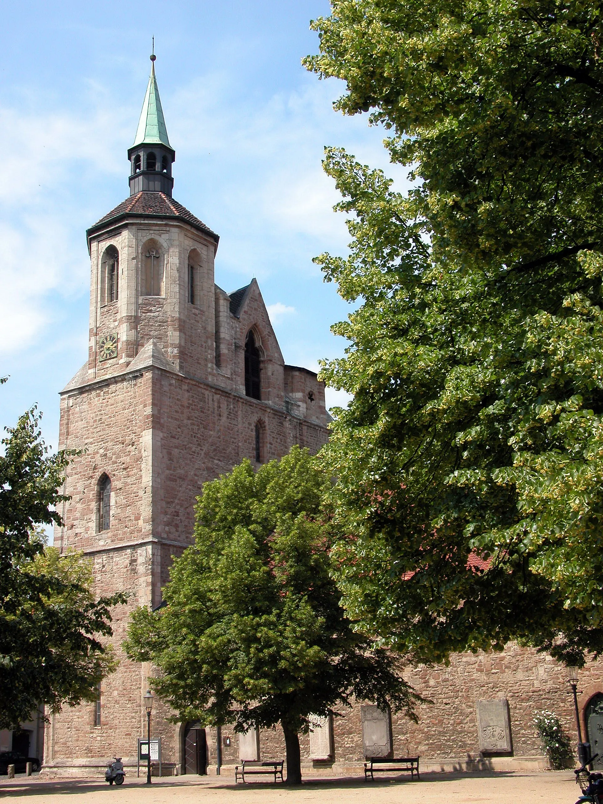 Magnikirche in Braunschweig, Turm der romanischen Magnikirche im Magniviertel