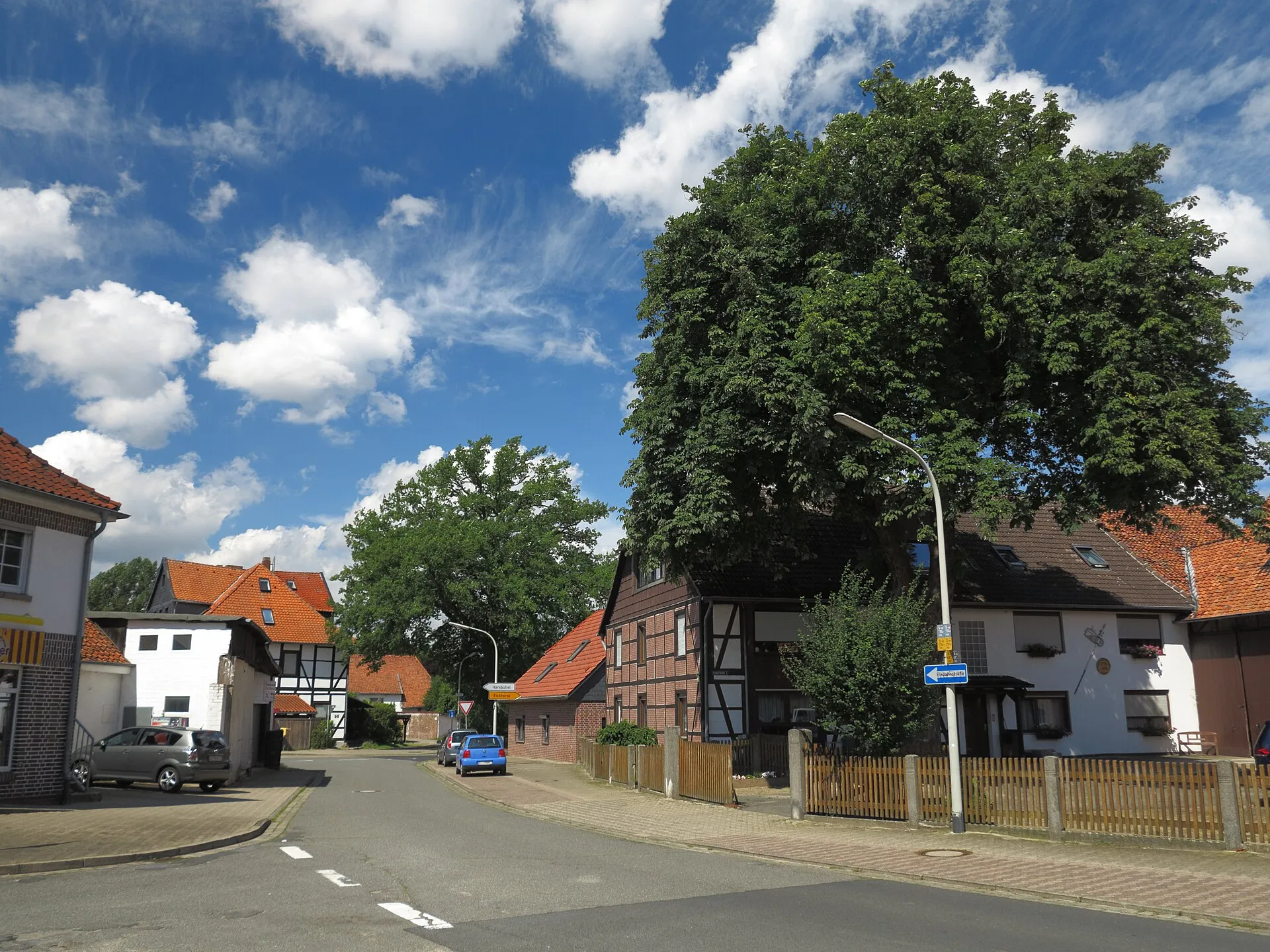 Alter Ortskern von Braunschweig-Thune mit Fachwerkhäusern